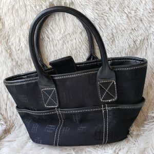 Tommy Hilfiger purse/clutch/handbag